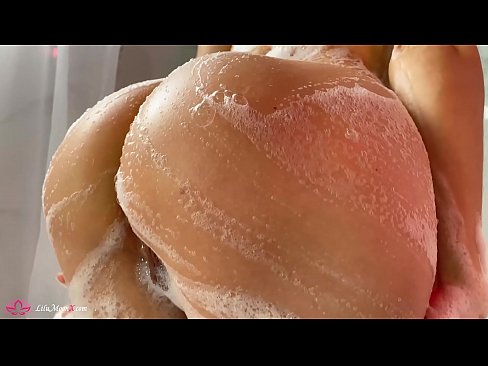 ❤️ Bruneta masturbuje kundu vibrátorem až k intenzivnímu orgasmu ve sprše ❤️ Kvalitní porno u cs.tubesexer-com.ru ❌